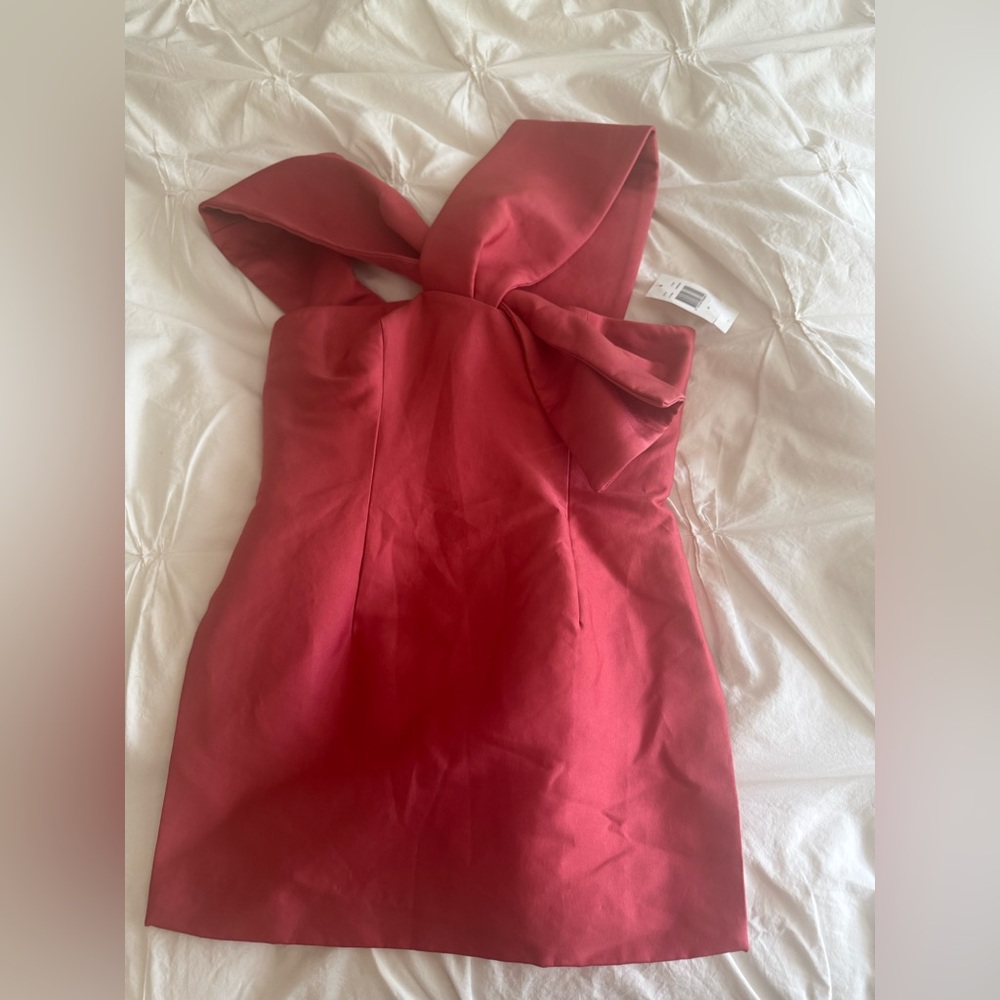 C/MEO COLLECTIVE Elegant Red Top